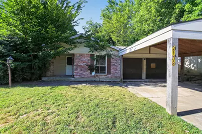 2108 Barton Drive, Arlington, TX 76010 - Photo 3