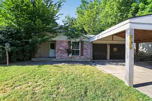 2108 Barton Dr, Arlington, TX 76010 - Photo 3