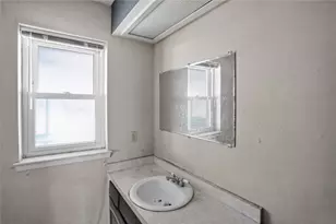 2108 Barton Dr, Arlington, TX 76010 - Photo 15