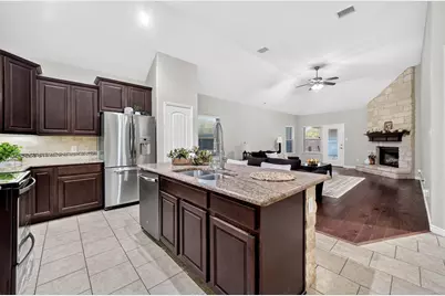 11205 Gibbons Creek Drive, Frisco, TX 75036 - Photo 9