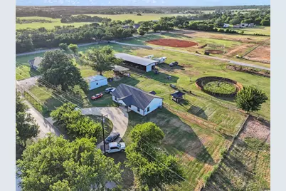 711 County Road 701, Cleburne, TX 76031 - Photo 17