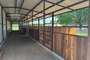 711 County Rd 701, Cleburne, TX 76031 - Photo 3