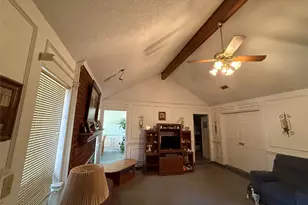 2123 Turf Club Dr, Arlington, TX 76017 - Photo 7