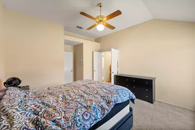 4959 Shady Oak Trail, Grand Prairie, TX 75052 - Photo 15
