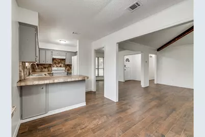 6900 Wicks Trail, Fort Worth, TX 76133 - Photo 3