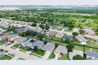 1025 McKavett Drive, Fort Worth, TX 76140 - Photo 15