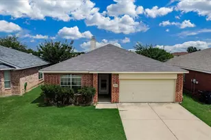 1025 McKavett Dr, Fort Worth, TX 76140 - Photo 13