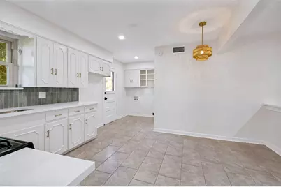 1232 Fair Oaks Drive, Irving, TX 75060 - Photo 9