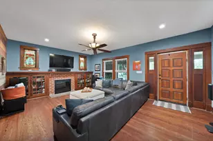 524 N Dallas St, Van Alstyne, TX 75495 - Photo 3