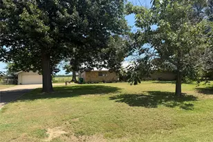 446 Co Rd 1605, Ravenna, TX 75476 - Photo 5