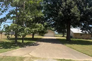 446 Co Rd 1605, Ravenna, TX 75476 - Photo 9