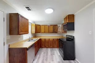 1415 N Luckett St, Sherman, TX 75090 - Photo 9