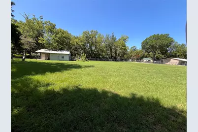 304 S Lafayette Street, Campbell, TX 75422 - Photo 27