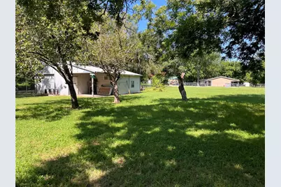304 S Lafayette Street, Campbell, TX 75422 - Photo 5