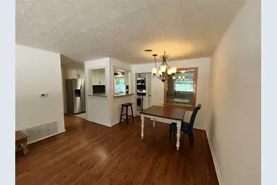 908 Fairview Street, Graham, TX 76450 - Photo 7