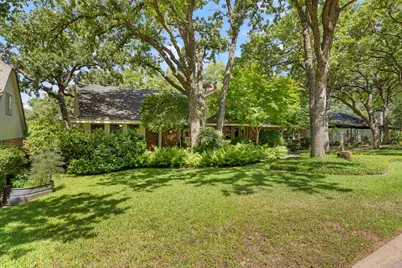 2212 Prestonwood Drive, Arlington, TX 76012 - Photo 1