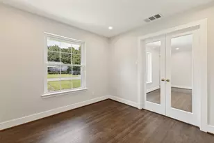6536 Patrick Dr, Dallas, TX 75214 - Photo 5