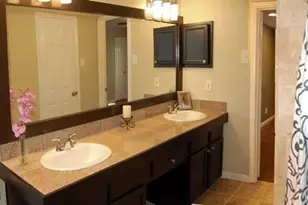 8750 Park Ln, Dallas, TX 75231 - Photo 15