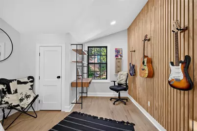 1010 Valencia Street, Dallas, TX 75223 - Photo 27