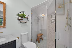 1010 Valencia St, Dallas, TX 75223 - Photo 31