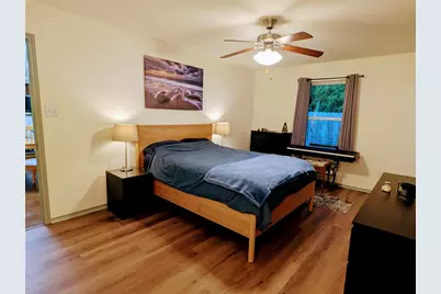 3011 Cricket Drive, Bellmead, TX 76705 - Photo 9