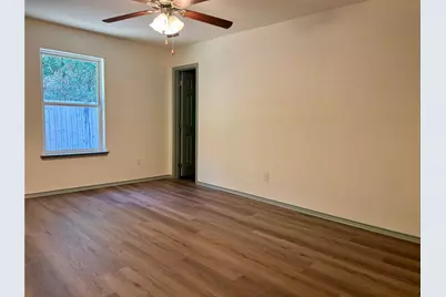 3011 Cricket Drive, Bellmead, TX 76705 - Photo 11