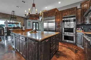 5004 Gholson Rd, Waco, TX 76705 - Photo 9
