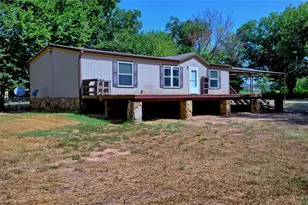 523 Billy Rd, Bowie, TX 76230 - Photo 7