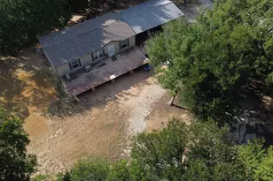 523 Billy Rd, Bowie, TX 76230 - Photo 33