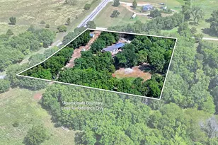 523 Billy Rd, Bowie, TX 76230 - Photo 33