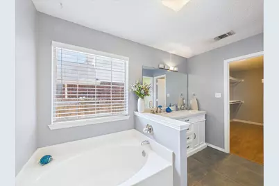 1104 Brandy Station Road, Grand Prairie, TX 75052 - Photo 19