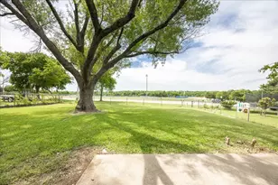 722 Meadowglen Dr, Duncanville, TX 75137 - Photo 21