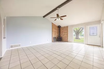 722 Meadowglen Drive, Duncanville, TX 75137 - Photo 7