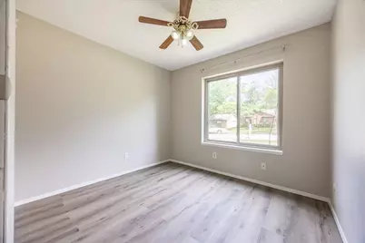 722 Meadowglen Drive, Duncanville, TX 75137 - Photo 15