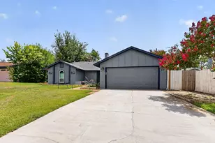 3508 Grande Bulevar, Irving, TX 75062 - Photo 1