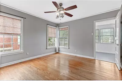 1510 S Montreal Avenue S, Dallas, TX 75208 - Photo 15