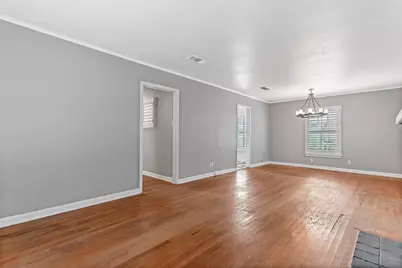 1510 S Montreal Avenue S, Dallas, TX 75208 - Photo 3