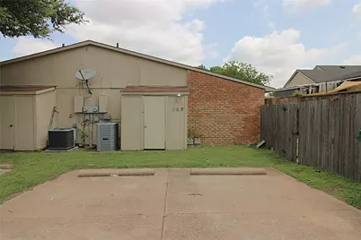 407 Pogue Street, Cedar Hill, TX 75104 - Photo 13