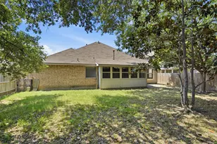 4013 Azalea Dr, Haltom City, TX 76137 - Photo 17