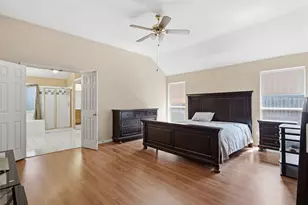 4013 Azalea Dr, Haltom City, TX 76137 - Photo 11