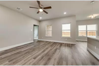 323 Cherry Point Drive, Palmer, TX 75152 - Photo 5