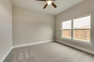 323 Cherry Point Dr, Palmer, TX 75152 - Photo 17