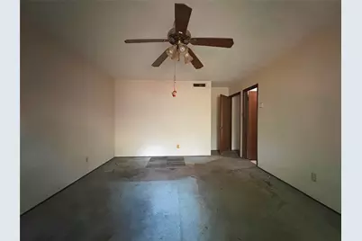 8516 Londonderry Lane, Dallas, TX 75228 - Photo 13