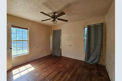 3132 Lakeland Street, Fort Worth, TX 76111 - Photo 7