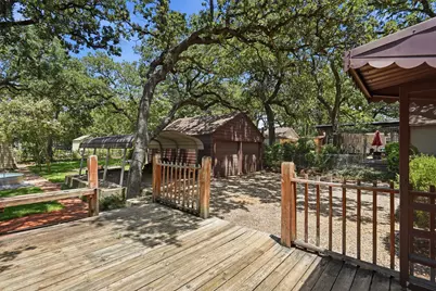 2113 Yucca Avenue, Fort Worth, TX 76111 - Photo 33