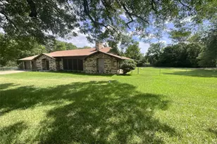 530 Hilliard Dr, Canton, TX 75103 - Photo 3