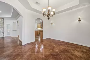 910 Mallard Pointe Dr, Granbury, TX 76049 - Photo 9