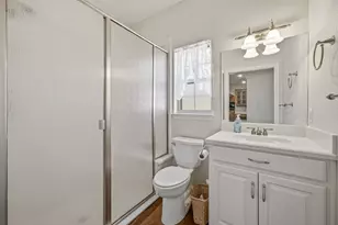 910 Mallard Pointe Dr, Granbury, TX 76049 - Photo 25
