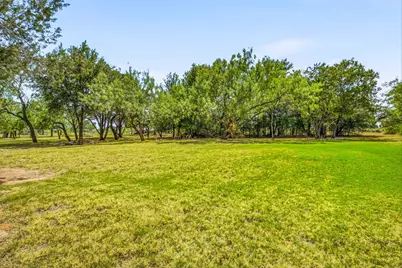 910 Mallard Pointe Drive, Granbury, TX 76049 - Photo 29