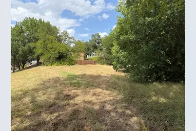 18 Thornhill Road, Benbrook, TX 76132 - Photo 3